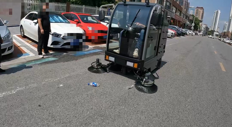 掃地車怎么樣？